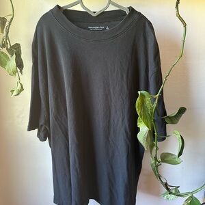 Abercrombie & Fitch Black Short Sleeve Tee